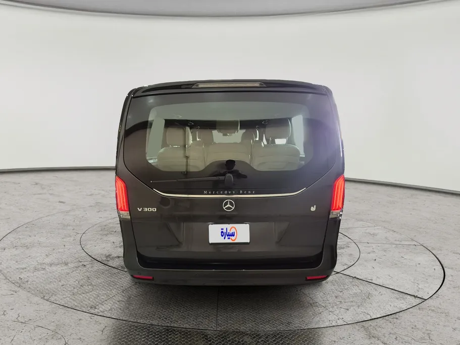 2025 Mercedes V300  