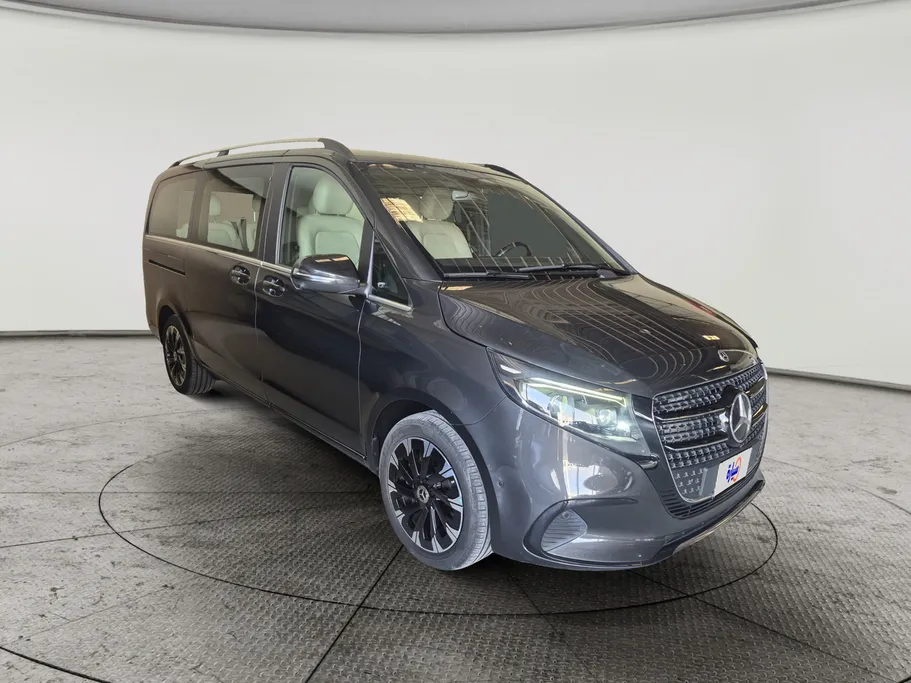 2025 Mercedes V300  