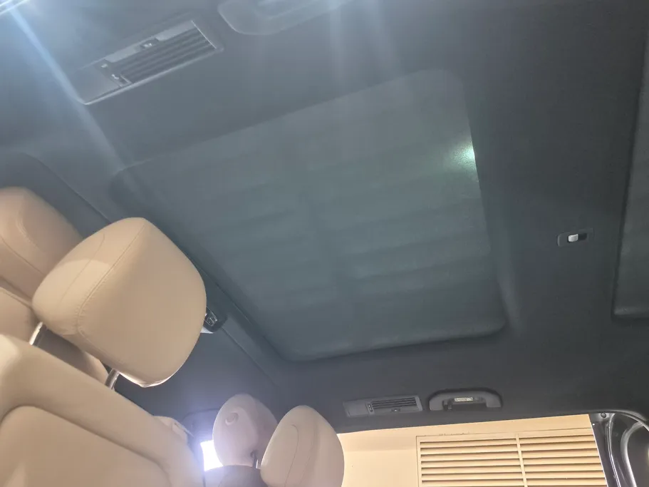 2025 Mercedes V300  