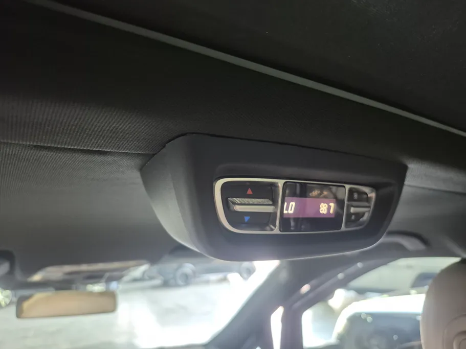 2025 Mercedes V300  