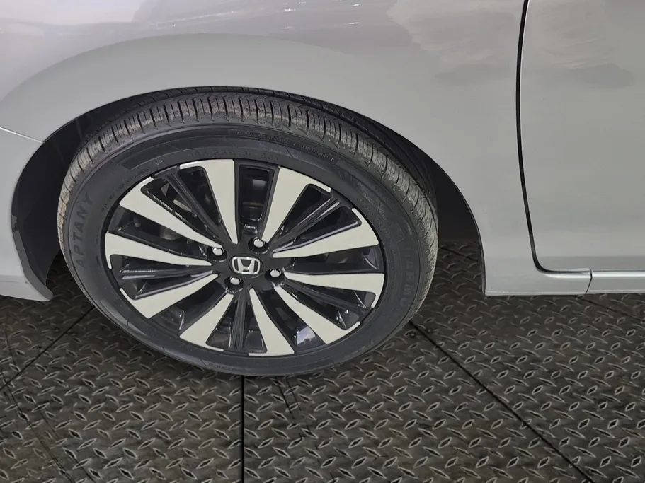 2024 Honda City LX Sport 