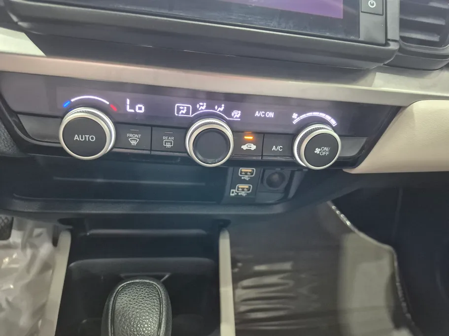 2024 Honda City LX Sport 