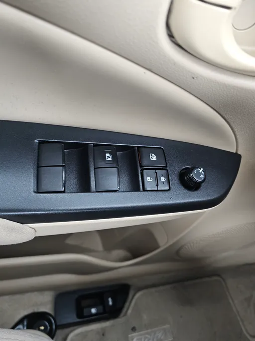2022 Toyota Yaris  Y 
