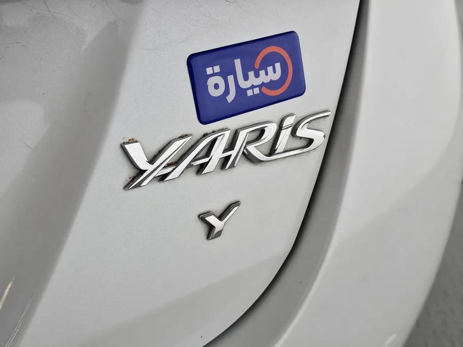 2022 Toyota Yaris  Y 
