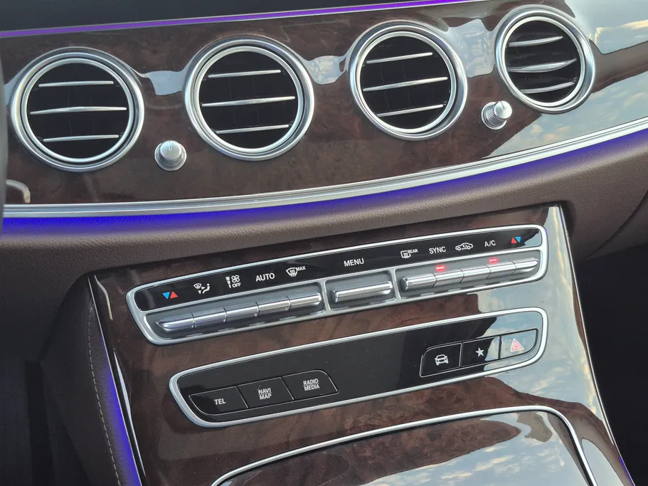 2023 Mercedes E 200 