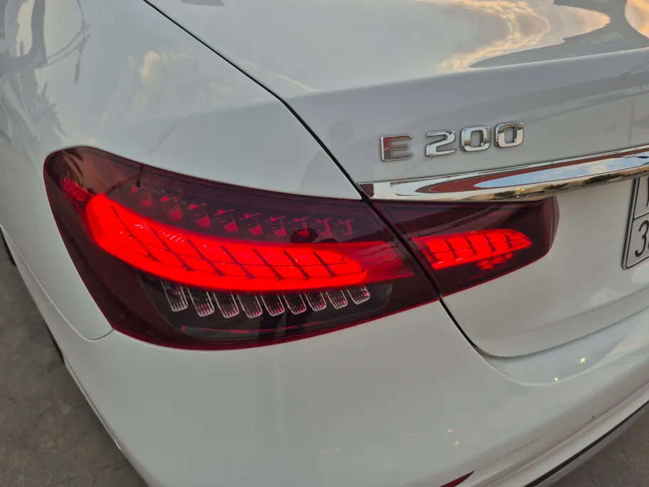 2023 Mercedes E 200 