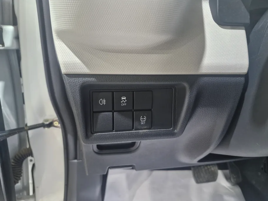 2025 Toyota Veloz GLX 