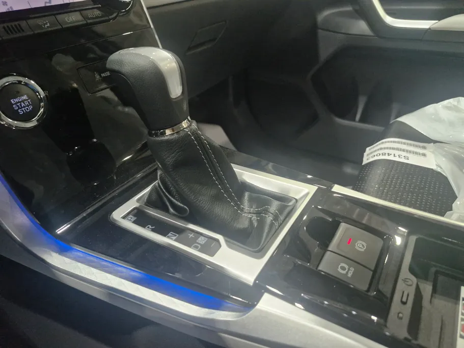2025 Toyota Veloz GLX 
