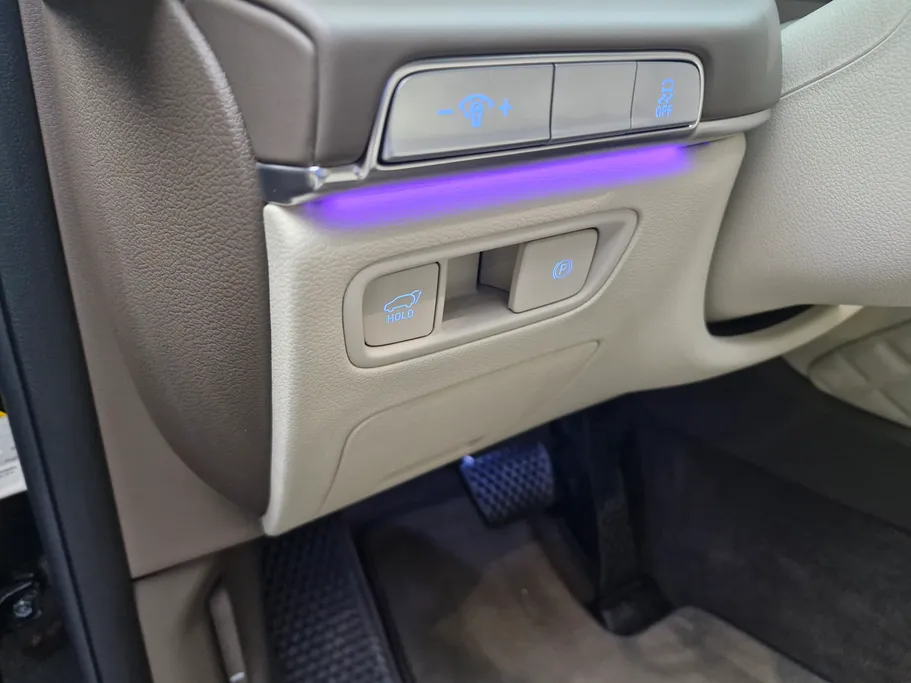 2023 Genesis GV80 Royal 