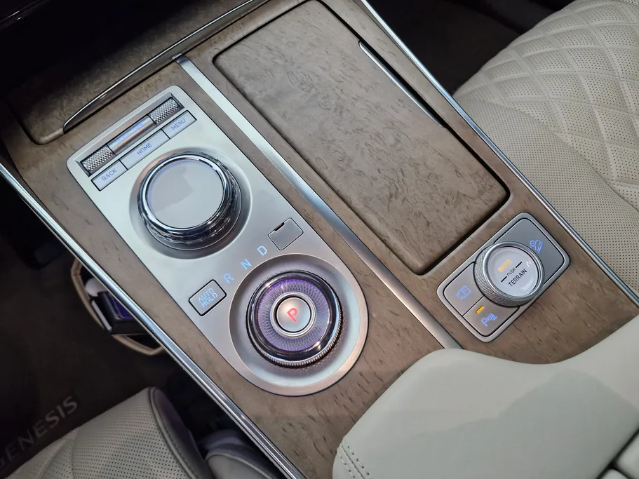 2023 Genesis GV80 Royal 