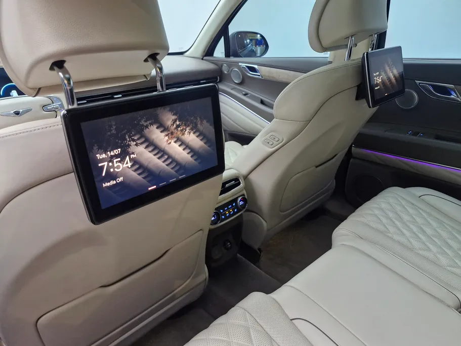 2023 Genesis GV80 Royal 