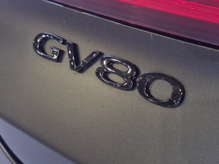 2023 Genesis GV80 Royal 