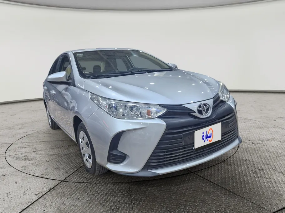 2021 Toyota Yaris  Y 