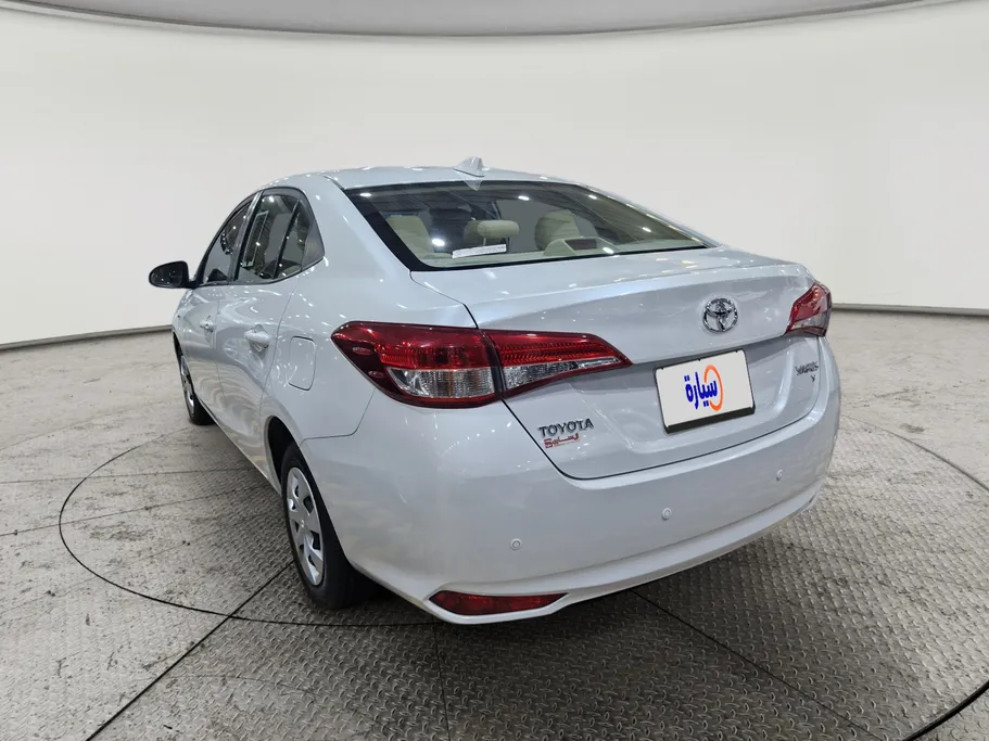 2021 Toyota Yaris  Y 