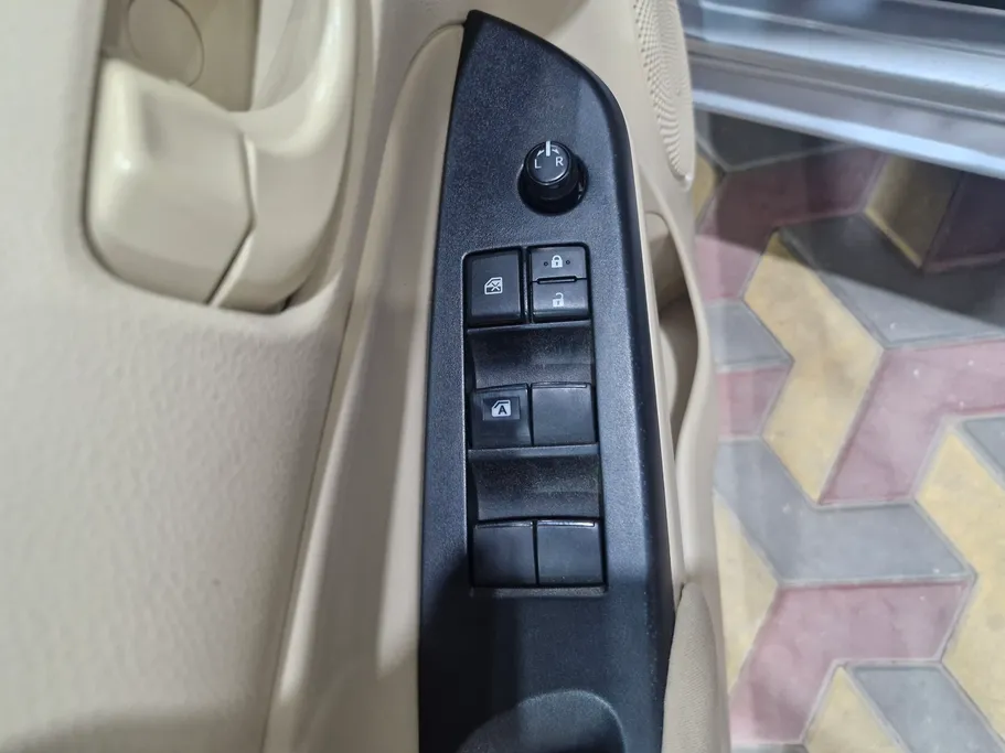 2021 Toyota Yaris  Y 