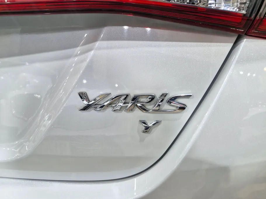 2021 Toyota Yaris  Y 