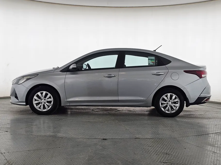 2022 Hyundai Accent Smart 