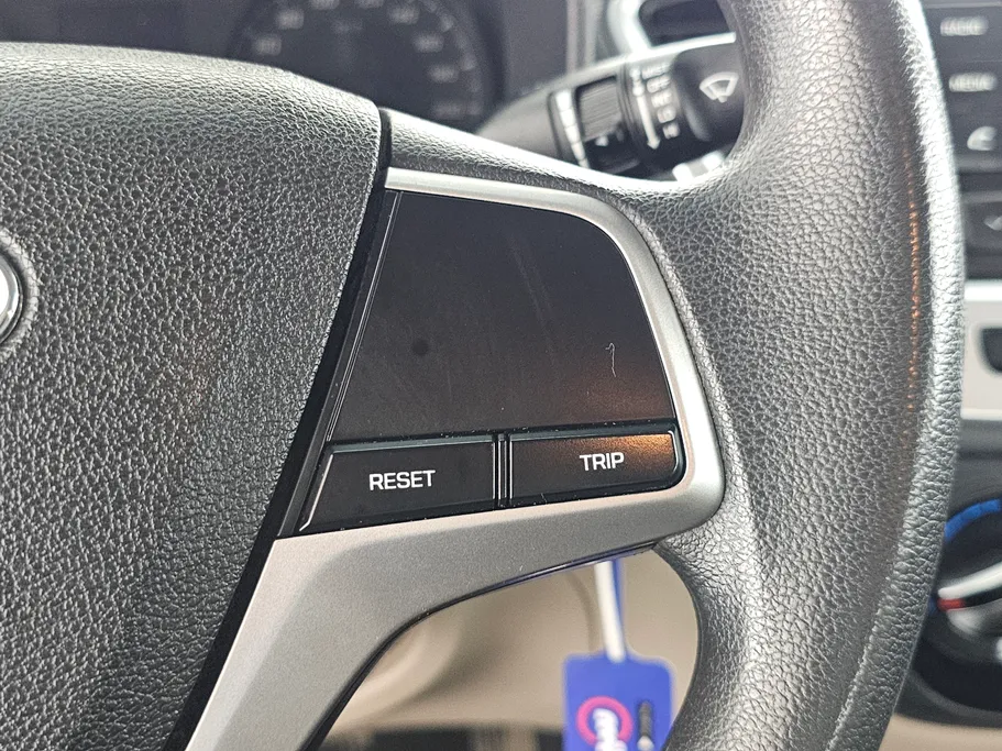 2022 Hyundai Accent Smart 
