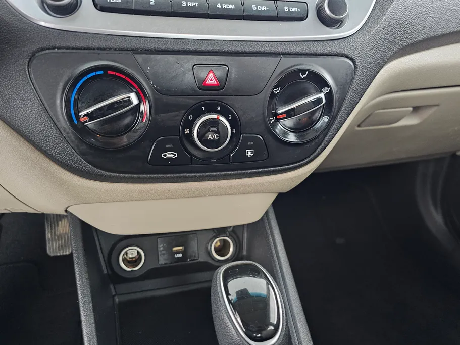 2022 Hyundai Accent Smart 