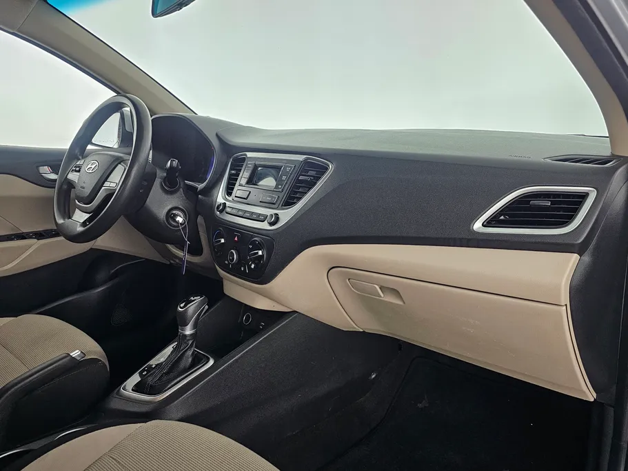 2022 Hyundai Accent Smart 