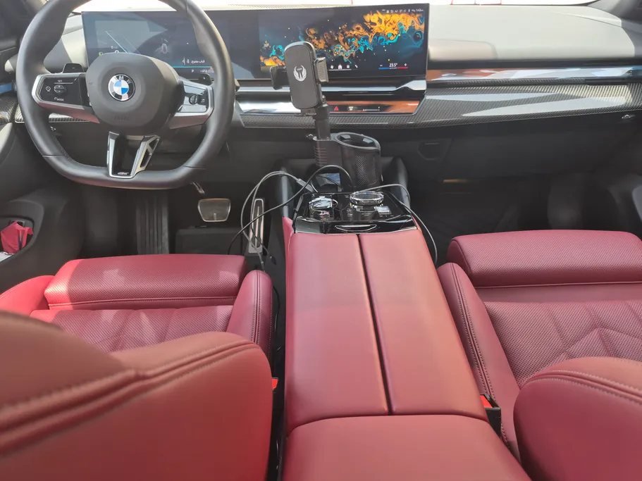 بي ام دبليو الفئة الخامسة 520i 2026 