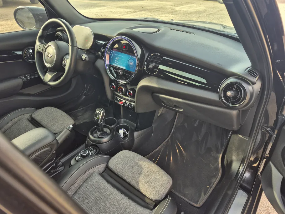 2022 Mini Cooper Hatchback 