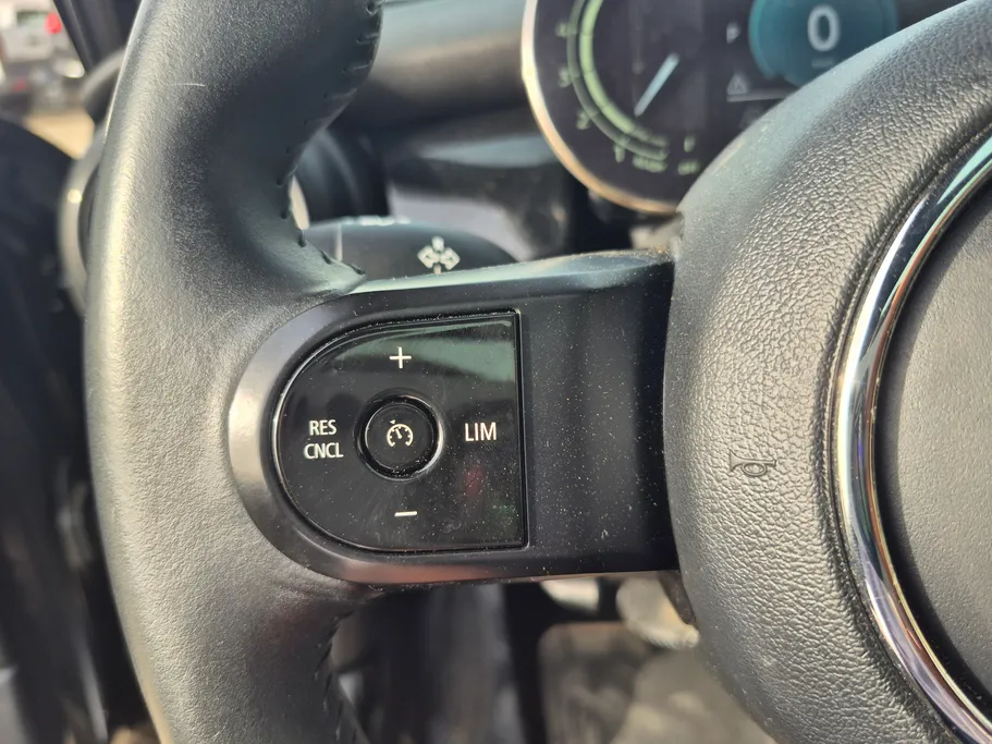2022 Mini Cooper Hatchback 