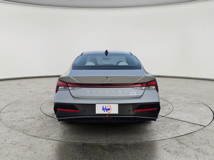 2024 Hyundai Elantra Smart 