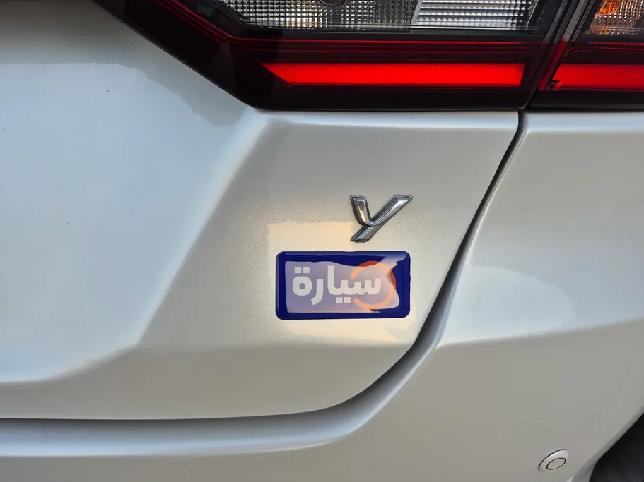تويوتا يارس Y 2024 