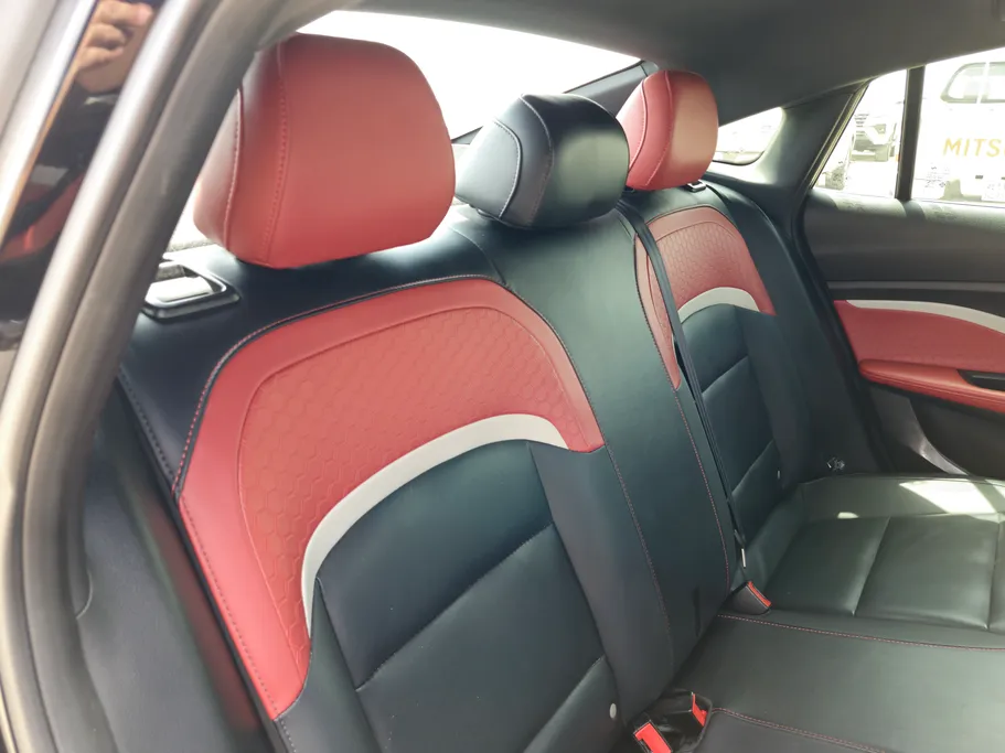 2023 MG GT LUX 