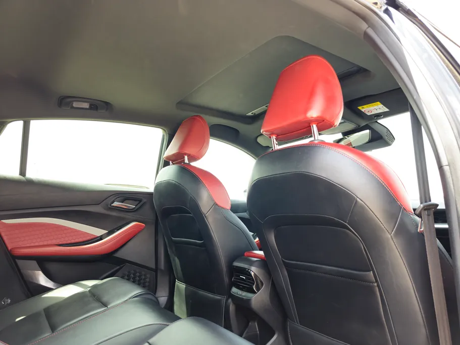 2023 MG GT LUX 