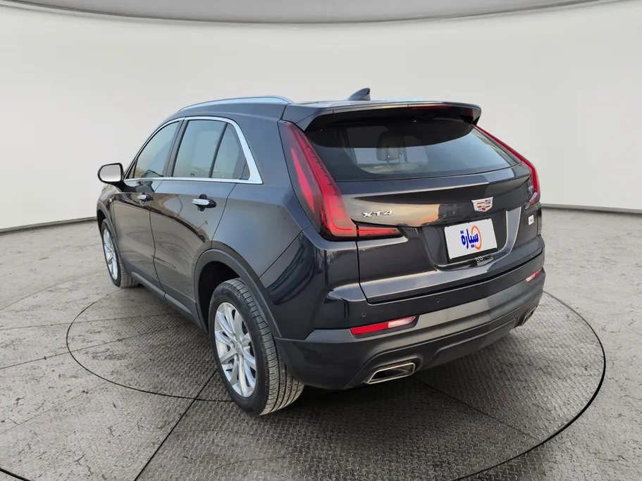 2023 Cadillac XT4 Luxury 