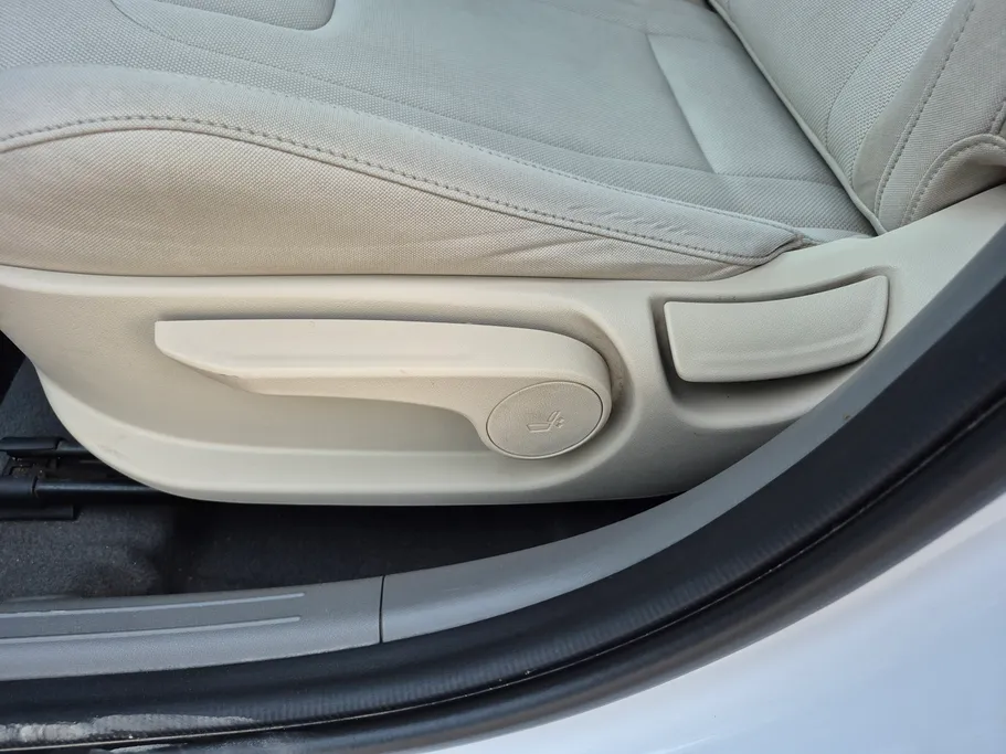 2024 Hyundai Elantra Fleet 