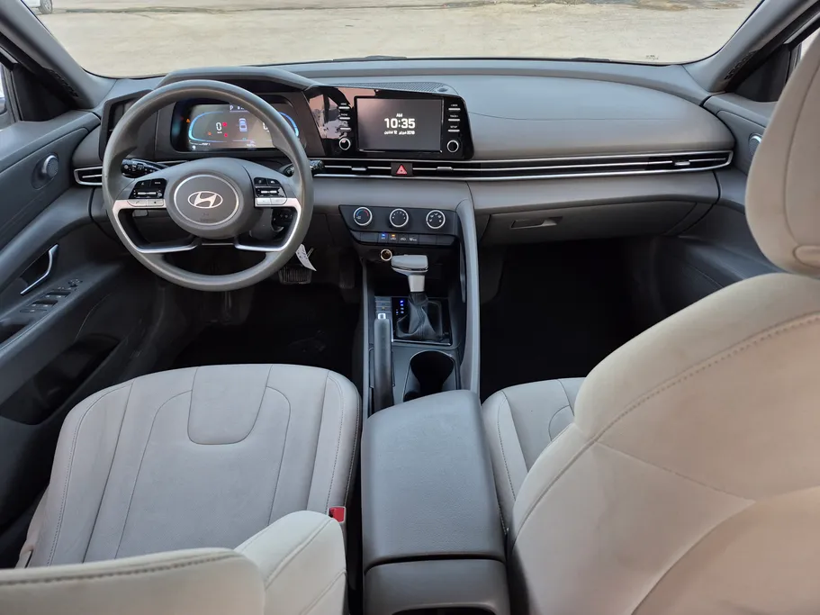 2024 Hyundai Elantra Fleet 
