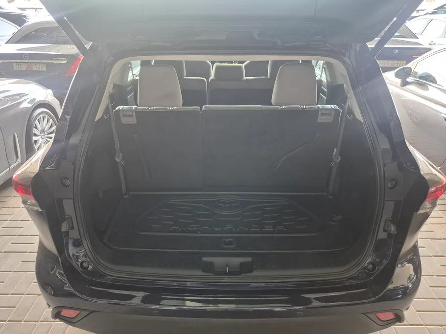 2024 Toyota Highlander GLE 