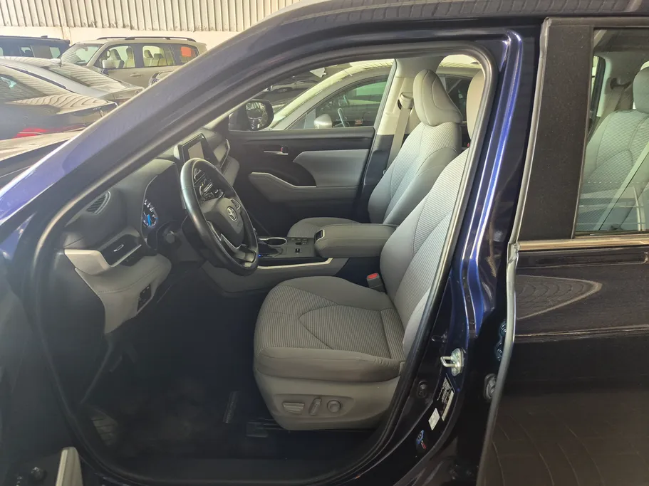 2024 Toyota Highlander GLE 