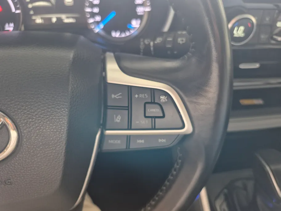 2024 Toyota Highlander GLE 