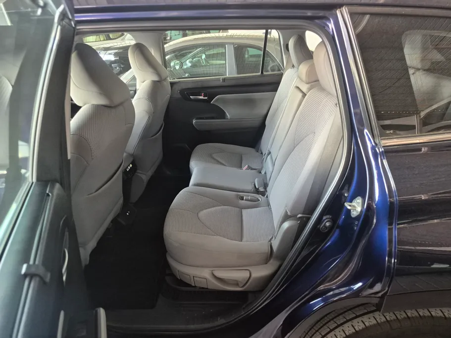 2024 Toyota Highlander GLE 