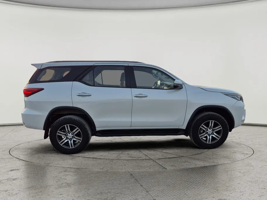 2024 Toyota Fortuner GX 
