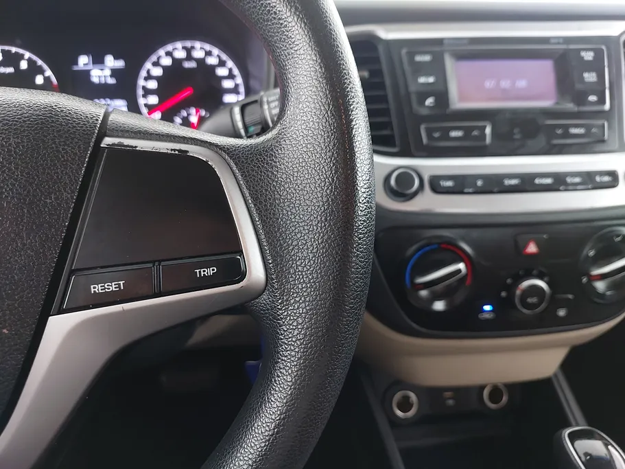 2021 Hyundai Accent Smart 