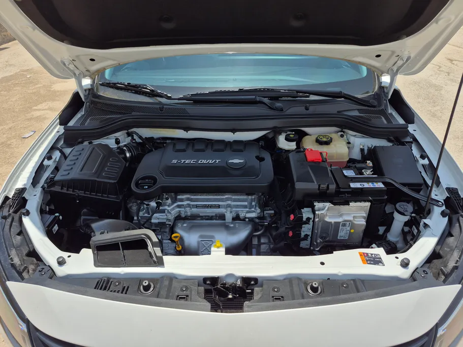 2026 Chevrolet Cruze LT 