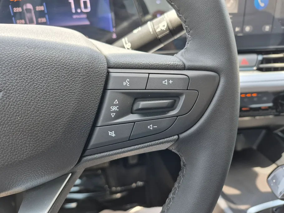 2026 Chevrolet Cruze LT 