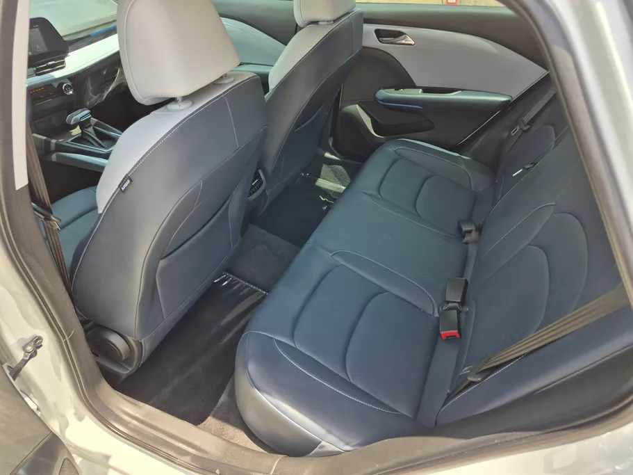 2026 Chevrolet Cruze LT 