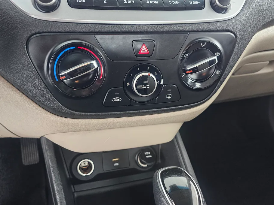 2022 Hyundai Accent Smart 