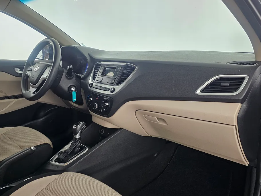 2022 Hyundai Accent Smart 