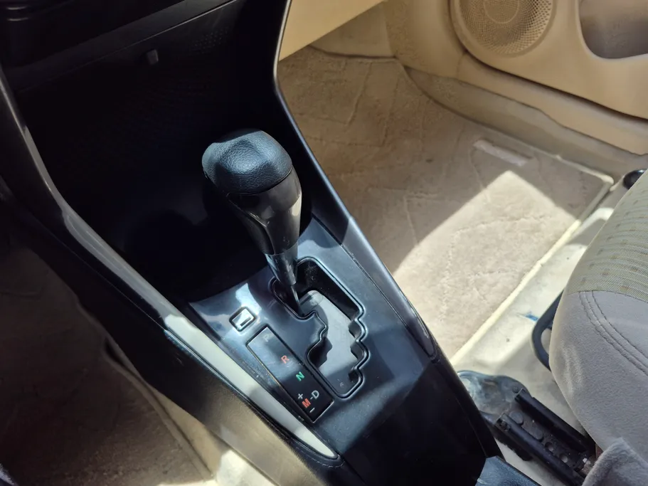2022 Toyota Yaris  Y 