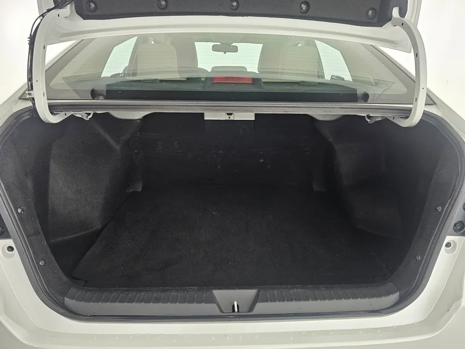 2024 Toyota Yaris  Y 