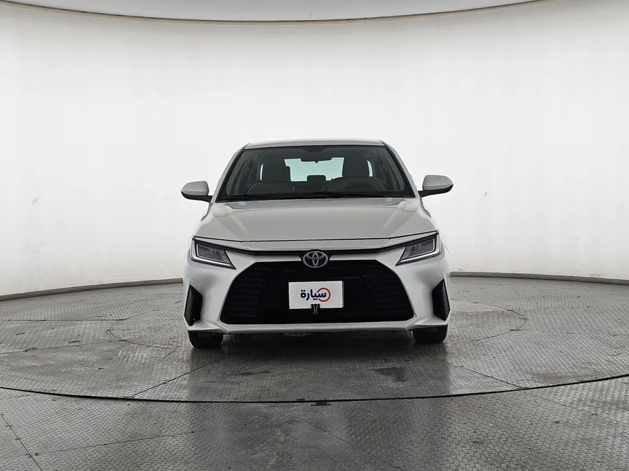 2024 Toyota Yaris  Y 