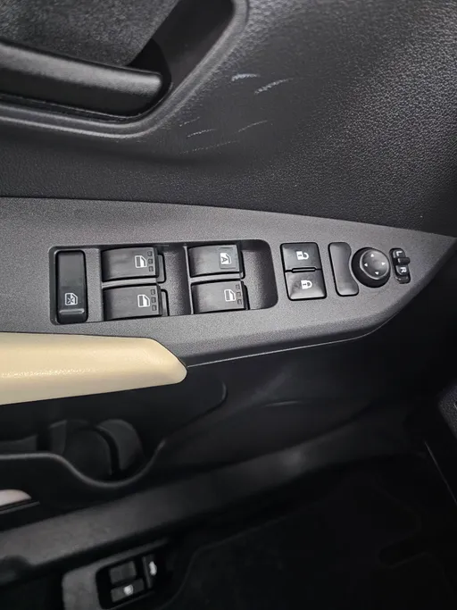 2024 Toyota Yaris  Y 