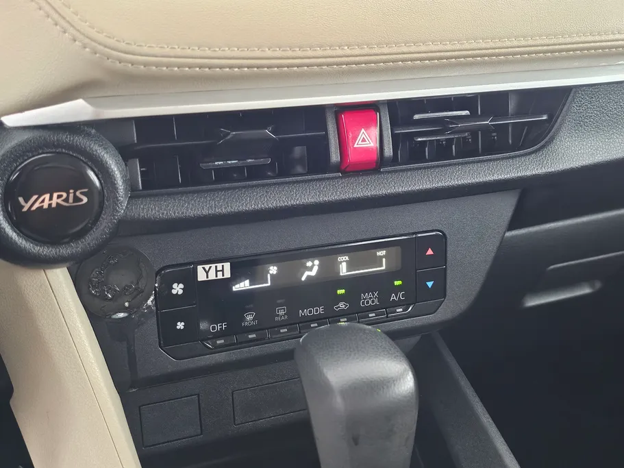 2024 Toyota Yaris  Y 